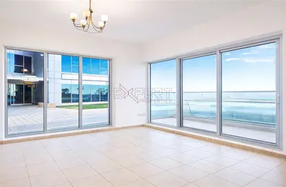 Apartment - 2 Bedrooms - 3 Bathrooms for rent in Skycourts Tower B - Skycourts Towers - Dubai Land Residence Complex - Dubai