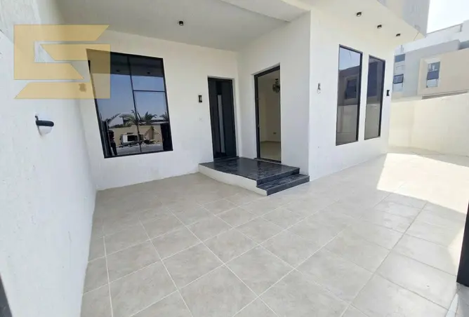 161443337 - Property Image 2