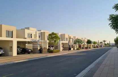 فيلا - 3 غرف نوم - 4 حمامات للايجار في حياة تاون هاوسز 1 - حياة تاون هاوس - تاون سكوير - دبي