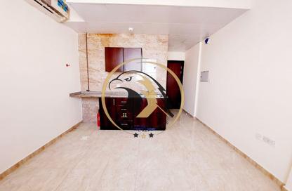 Apartment - Studio - 1 for rent in Fire Station Road - Muwaileh - Sharjah Apartment - Studio - 1 for rent in Fire Station Road - Muwaileh - Sharjah