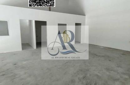 Warehouse - Studio - 1 Bathroom for rent in Al Jurf 2 - Al Jurf - Ajman Downtown - Ajman