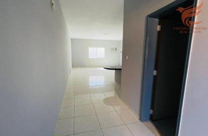 Townhouse - 2 Bedrooms - 3 Bathrooms for rent in Seih Al Uraibi - Ras Al Khaimah