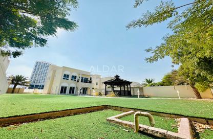Villa - 2 Bedrooms - 4 Bathrooms for rent in Block M - District 16 - Jumeirah Village Circle - Dubai