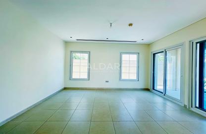 Villa - 2 Bedrooms - 4 Bathrooms for rent in Block M - District 16 - Jumeirah Village Circle - Dubai