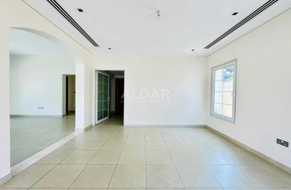 Villa - 2 Bedrooms - 4 Bathrooms for rent in Block M - District 16 - Jumeirah Village Circle - Dubai