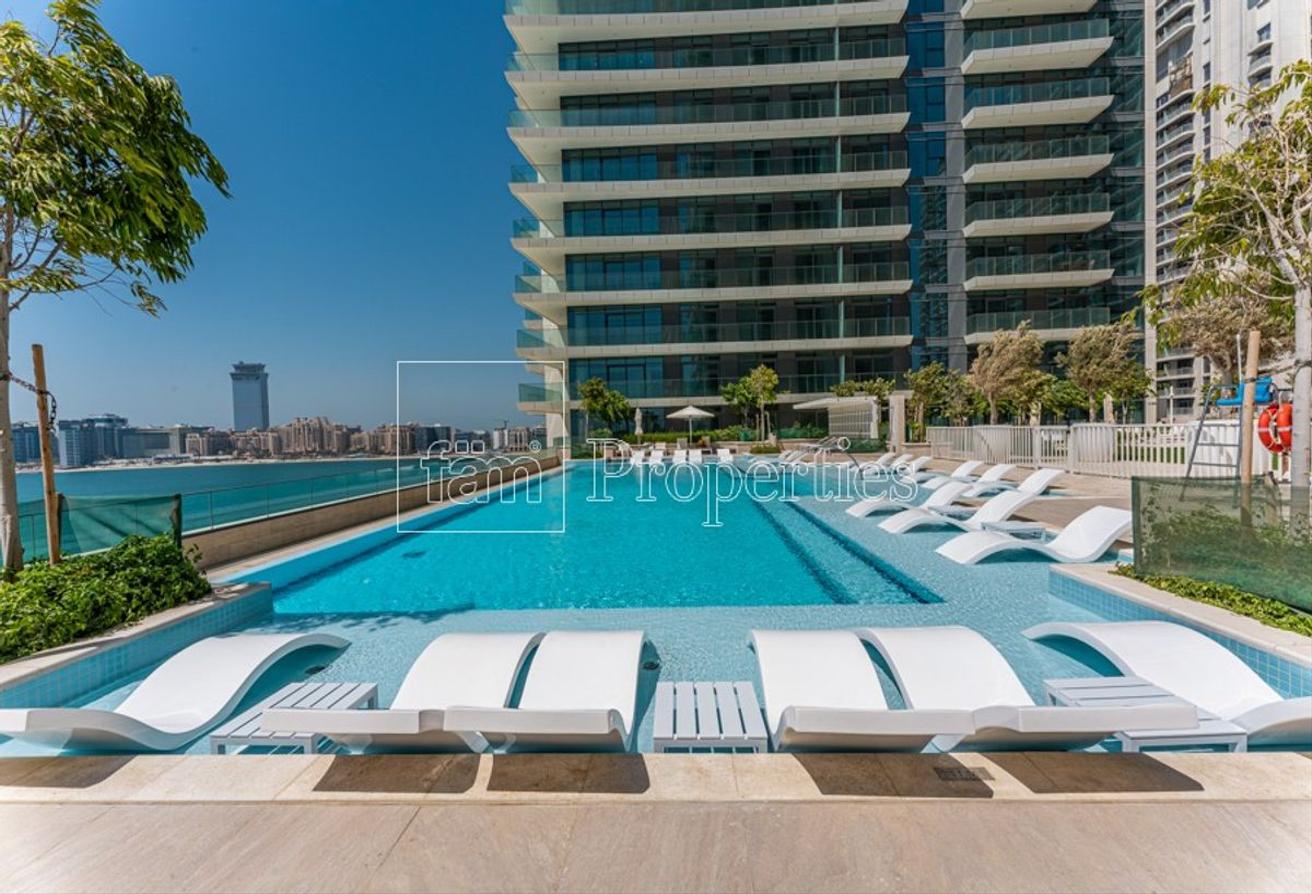 Breathtaking Palm View | Highest Floor photo 15