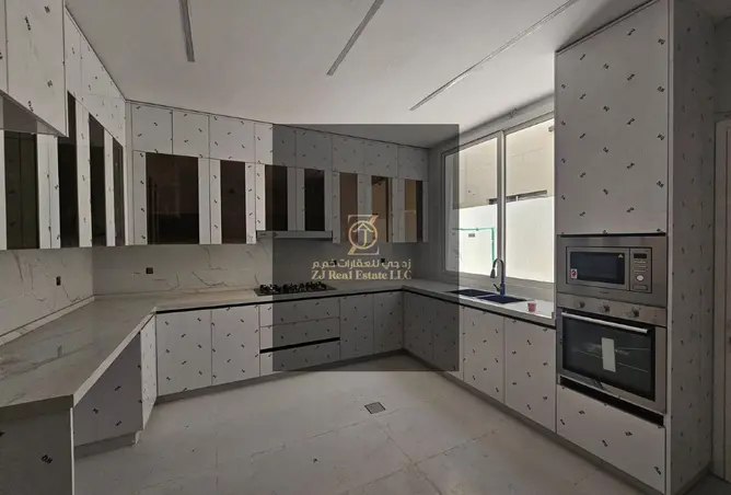 141899575 - Property Image 3