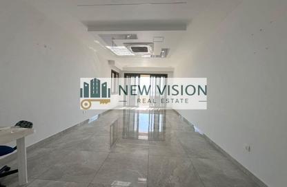 شقة - 2 غرف نوم - 3 حمامات للبيع في برج الممزر - الممزر - الشارقة - الشارقة