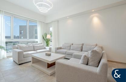 Apartment - 3 Bedrooms - 5 Bathrooms for sale in Marina Residences 4 - Marina Residences - Palm Jumeirah - Dubai