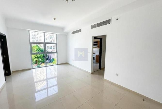 76579455 - Property Image 3