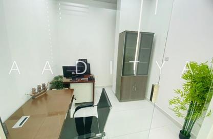 Office Space - Studio - 1 Bathroom for rent in Red Avenue - Al Garhoud - Dubai