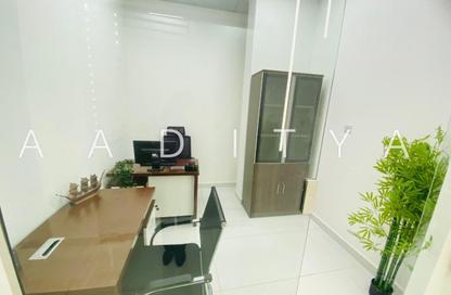Office Space - Studio - 1 Bathroom for rent in Red Avenue - Al Garhoud - Dubai