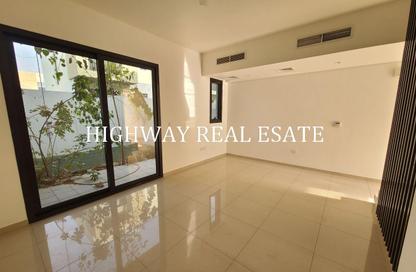 Townhouse - 2 Bedrooms - 4 Bathrooms for rent in Nasma Residence - Al Tai - Sharjah