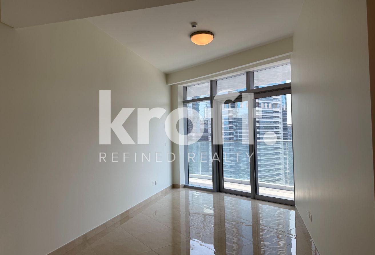 Prime Location | Huge Layout | Mid Floor photo 14