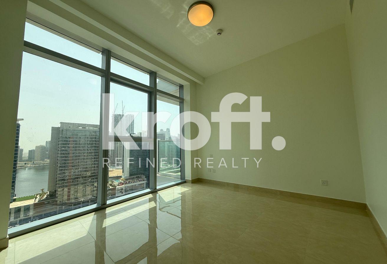 Prime Location | Huge Layout | Mid Floor photo 5