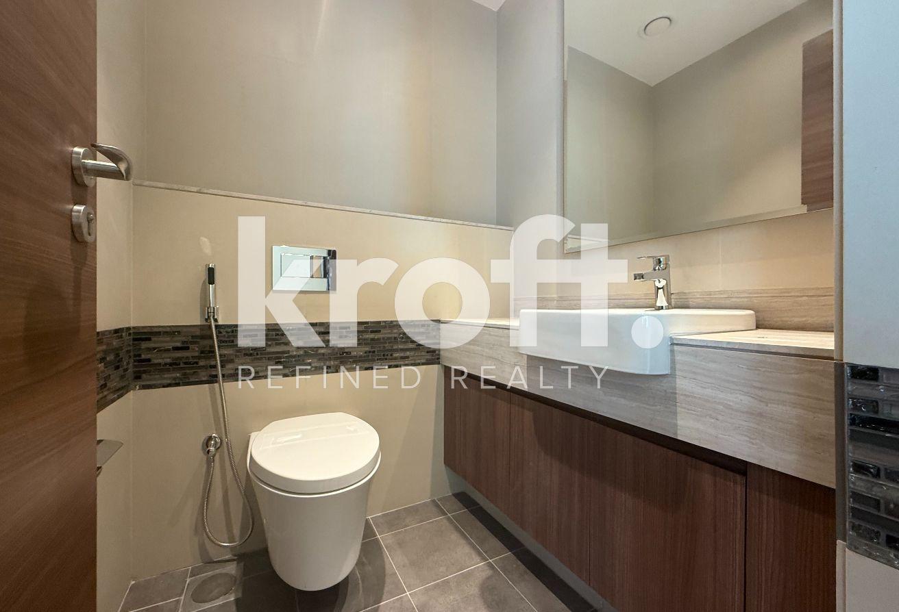 Prime Location | Huge Layout | Mid Floor photo 27
