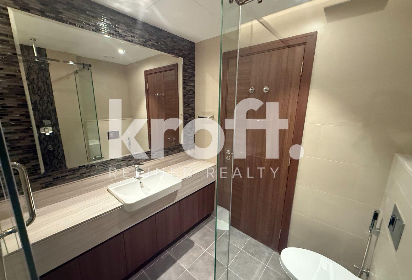 Prime Location | Huge Layout | Mid Floor photo 12