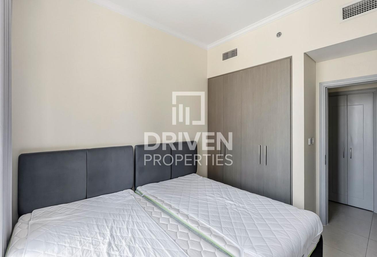 Fully Furnished | Mid Floor | Appliance Included photo 7