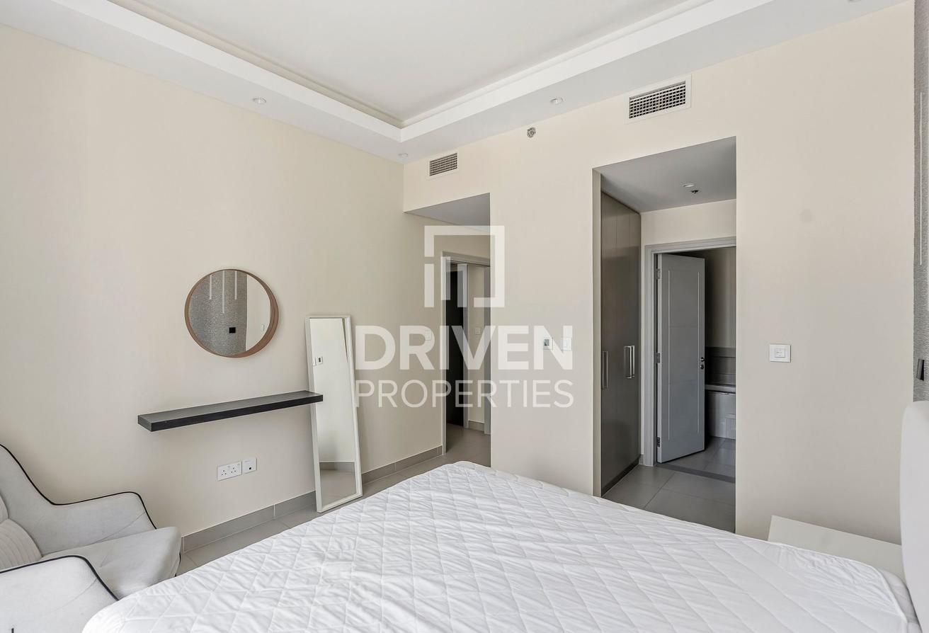 Fully Furnished | Mid Floor | Appliance Included photo 9