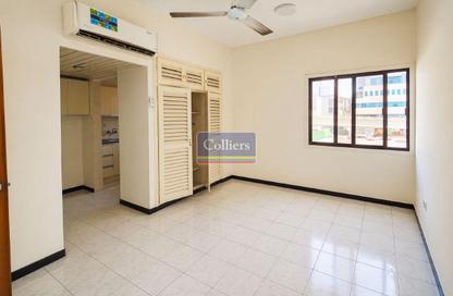 Apartment - Studio - 1 Bathroom for rent in Al Muteena - Deira - Dubai Apartment - Studio - 1 Bathroom for rent in Al Muteena - Deira - Dubai