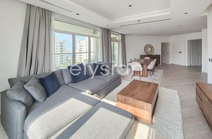 Apartment - 3 - 4 for rent in Al Anbara - Shoreline Apartments - Palm Jumeirah - Dubai