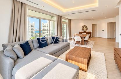 Apartment - 3 - 4 for rent in Al Anbara - Shoreline Apartments - Palm Jumeirah - Dubai