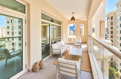Apartment - 3 - 4 for rent in Al Anbara - Shoreline Apartments - Palm Jumeirah - Dubai