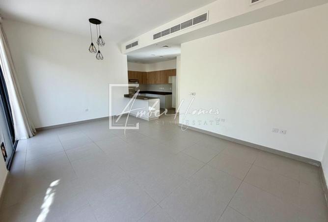 94020986 - Property Image 3