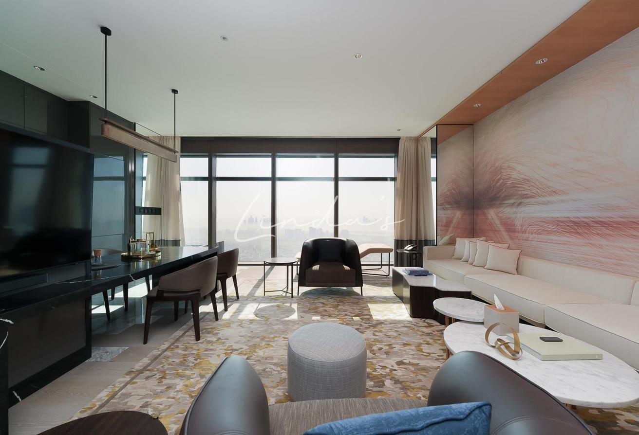 Largest 1BR | Lives Like 2 Bed | Panoramic Skyline photo 3