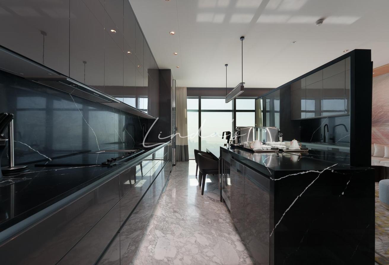 Largest 1BR | Lives Like 2 Bed | Panoramic Skyline photo 4