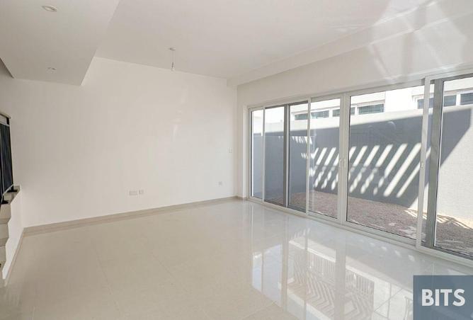 3Bed Room | No Maid | Vacant | Close Kitchen |