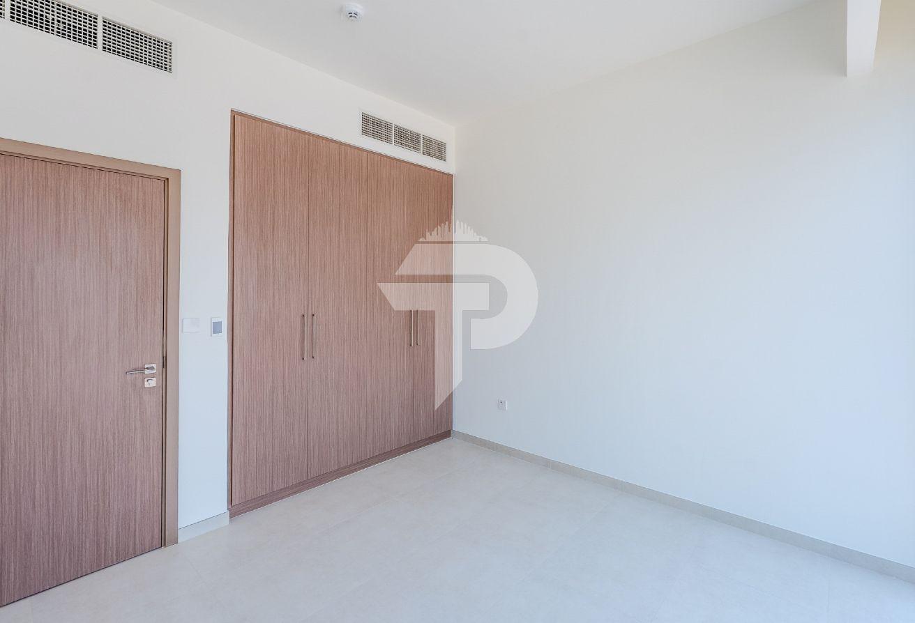 4BR Villa + Maid | Family Community | Largest Plot photo 9