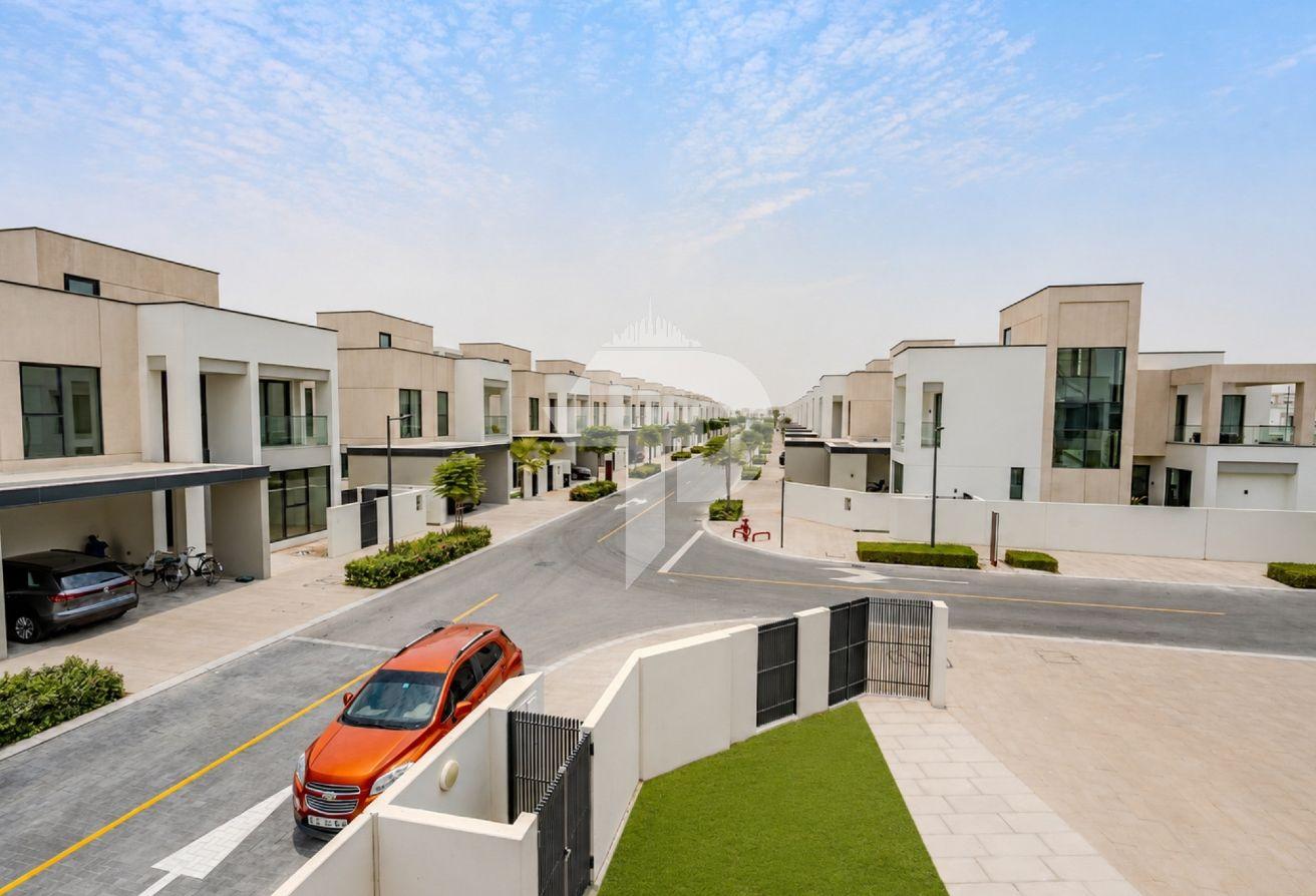 4BR Villa + Maid | Family Community | Largest Plot photo 21