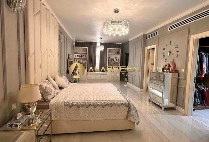 Fully Upgraded | 6Br+Maid | Fully Furnished