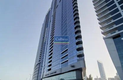 Apartment - 3 Bedrooms - 4 Bathrooms for rent in Wave tower - Corniche Road - Abu Dhabi