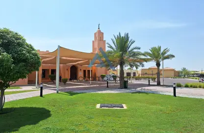 Apartment - 3 Bedrooms - 4 Bathrooms for rent in Sas Al Nakheel Village - Sas Al Nakheel - Abu Dhabi