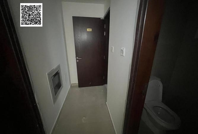 81938687 - Property Image 2