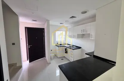 Villa - 3 Bedrooms - 3 Bathrooms for rent in Albizia - Damac Hills 2 - Dubai