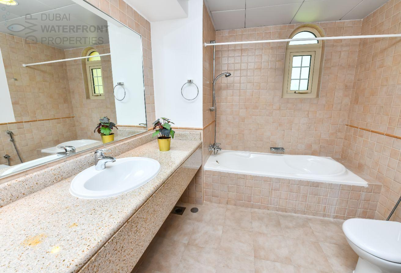 5BR+Maid | Master View | Villa on the Lake photo 22