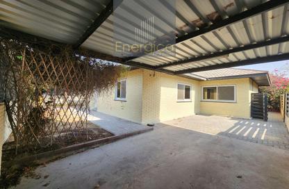 Villa - Studio - 4 for rent in Jumeirah 2 Villas - Jumeirah 2 - Jumeirah - Dubai