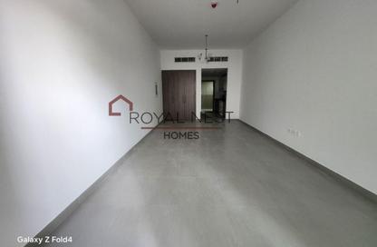 Apartment - 1 - 1 for rent in International City Phase 2 - Al Warsan 4 - Al Warsan - Dubai