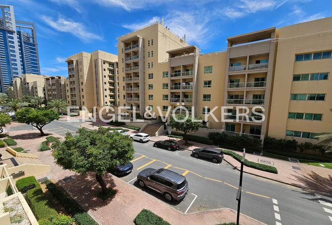 70286561 - صورة العقار 2