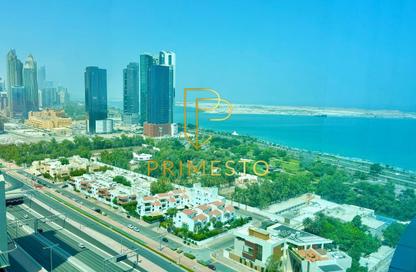Apartment - 3 Bedrooms - 4 Bathrooms for rent in Al Aryam Tower - Tourist Club Area - Abu Dhabi