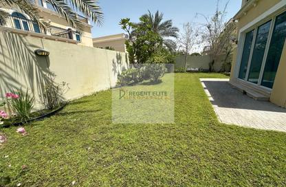Villa - 4 - 5 for sale in Legacy Nova Villas - District 9 - Jumeirah Park - Dubai
