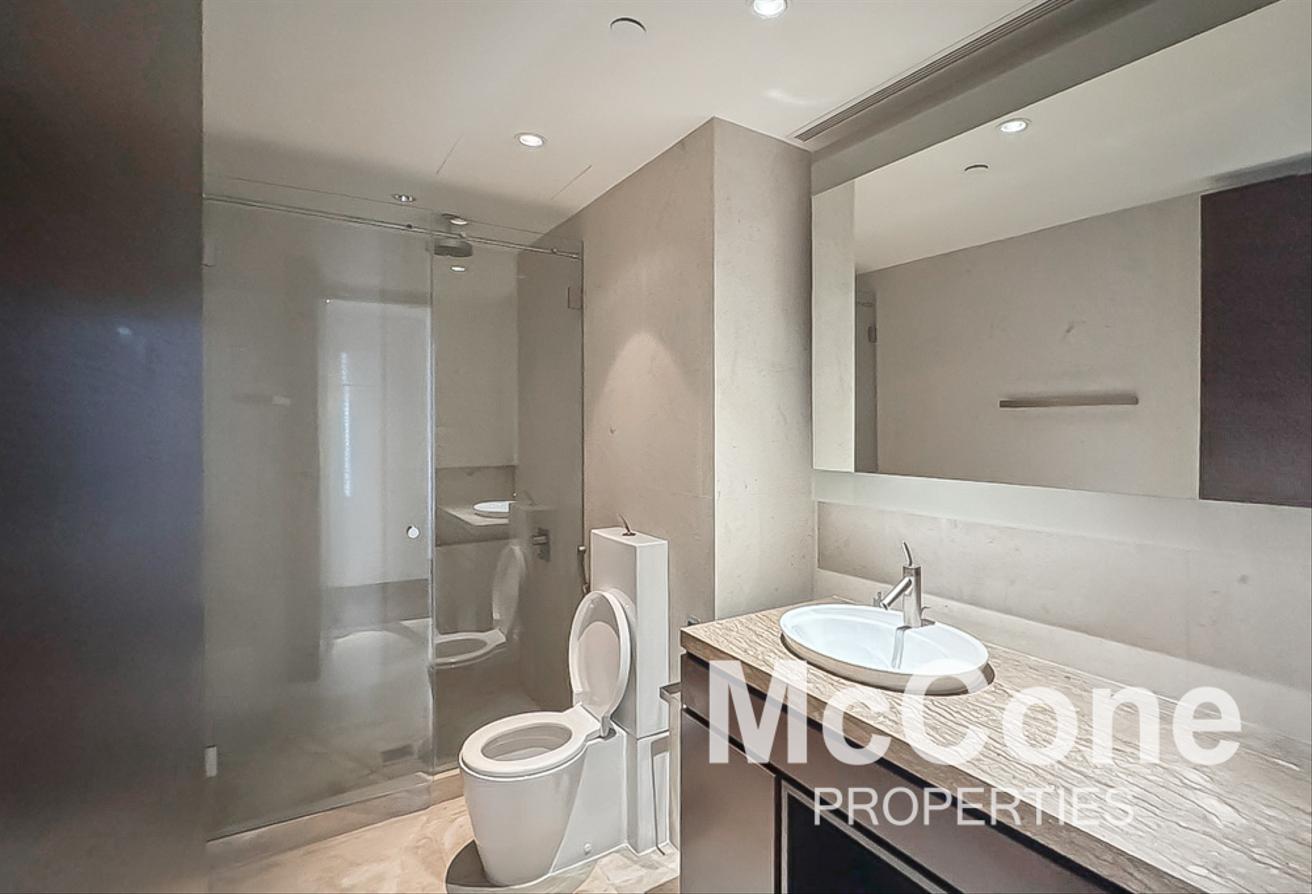 Luxurious | Community View | Spacious photo 15