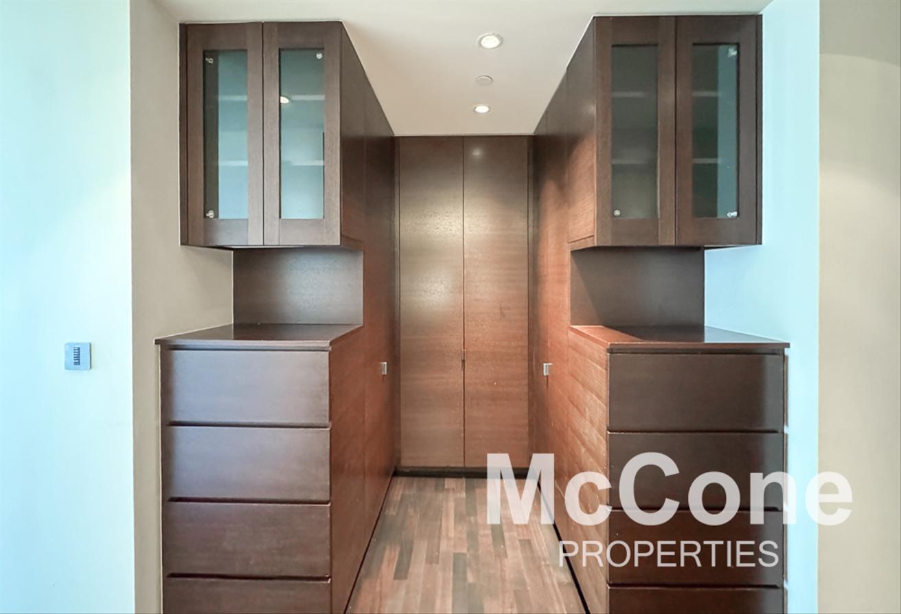 Luxurious | Community View | Spacious photo 16
