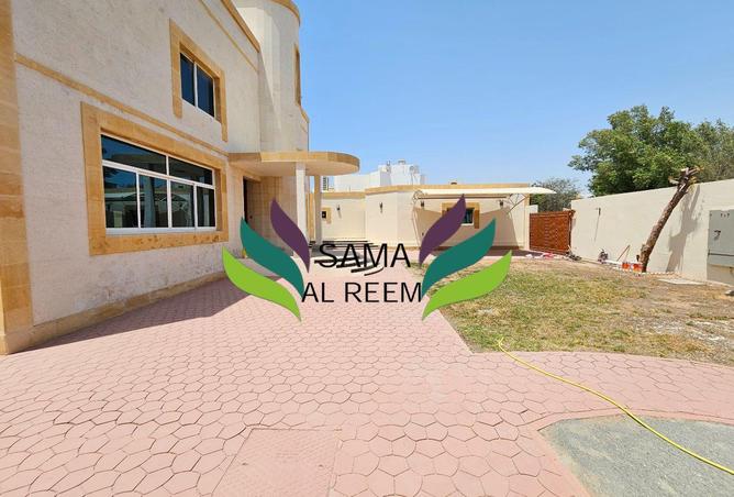 97397022 - Property Image 3
