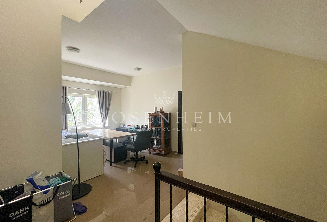 Private Pool | Vacant | Unfurnished | Single Row photo 22