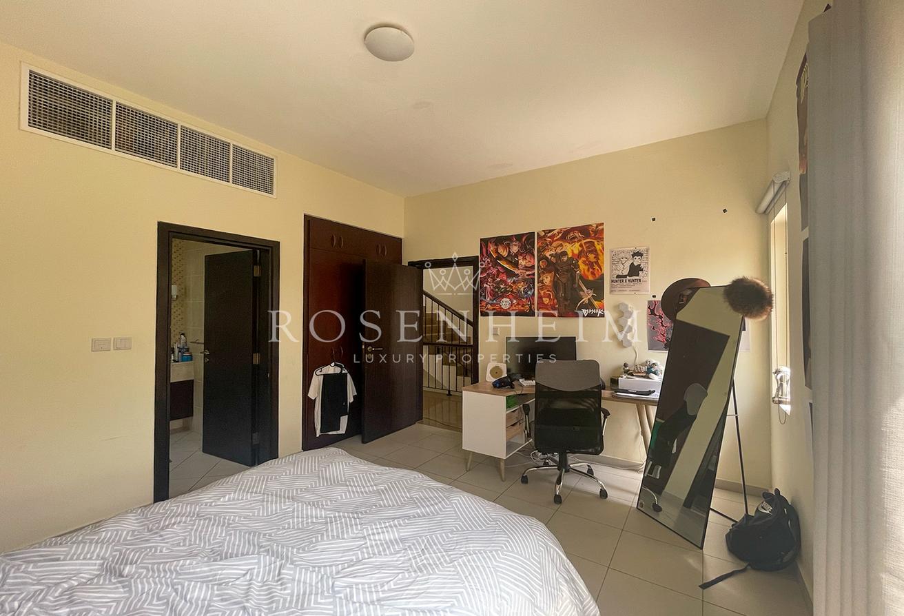 Private Pool | Vacant | Unfurnished | Single Row photo 23