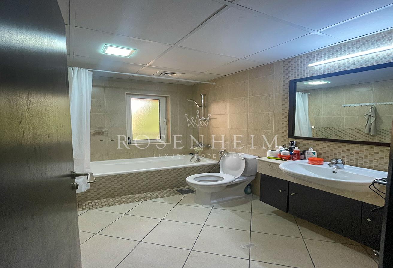 Private Pool | Vacant | Unfurnished | Single Row photo 13